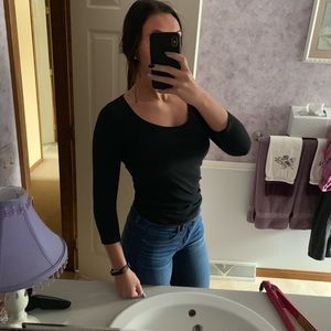 H&M 3/4 sleeve black basic shirt